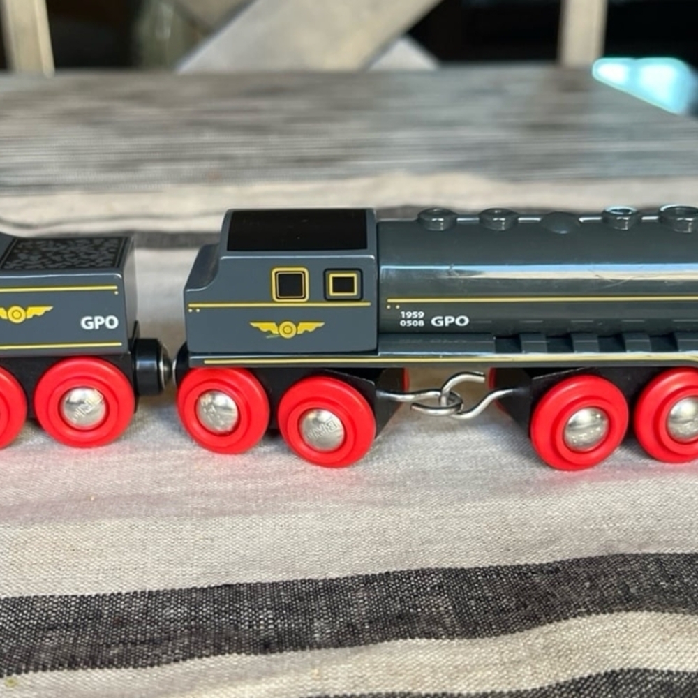 Speedy Bullet Train - Picture 3 of 5